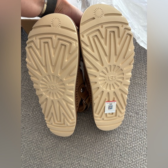 UGG Goldenstar Glide Sandals women – Chestnut – Size  8.5 – Brand New in Box - Picture 10 of 15
